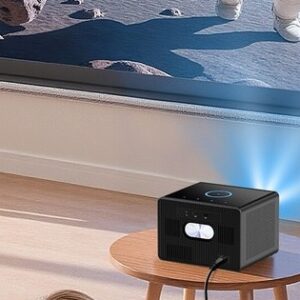 Vidéoprojecteur Portable 3500 ANSI, Optique Scellée, Google TV, vue de trois quarts