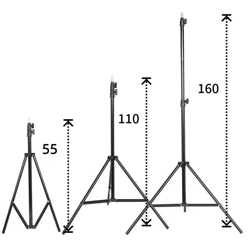 Support vidéoprojecteur trépied extensible en 110 cm ou 160 cm, vue de trois quarts