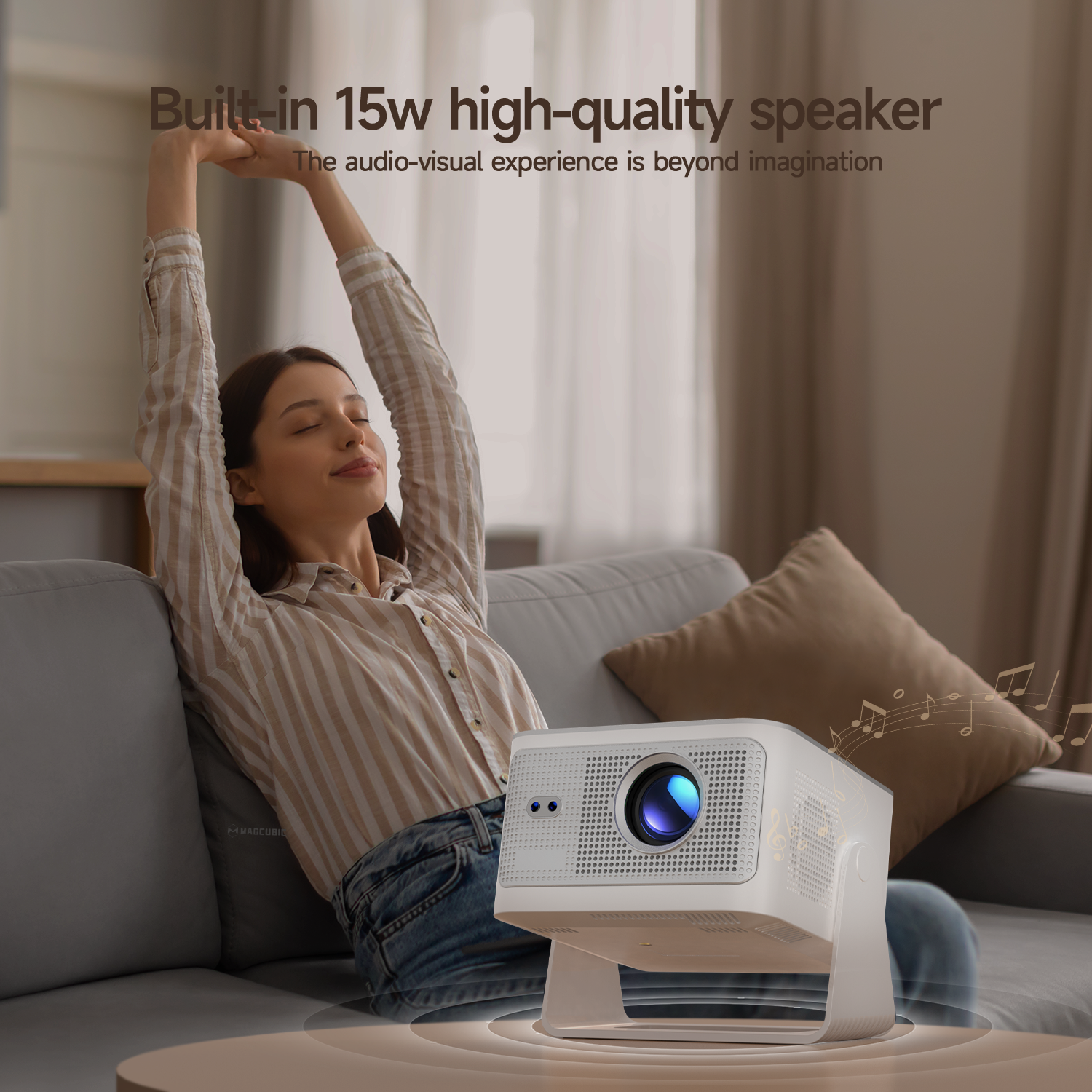 Vidéoprojecteur 4K à 900 lumens ANSI sous Android 14, vue de profil